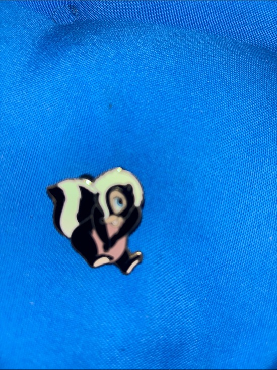 Disney Other - Disney Flower From Bambi Pin Color White Black Cream Blue NWOTS 2008